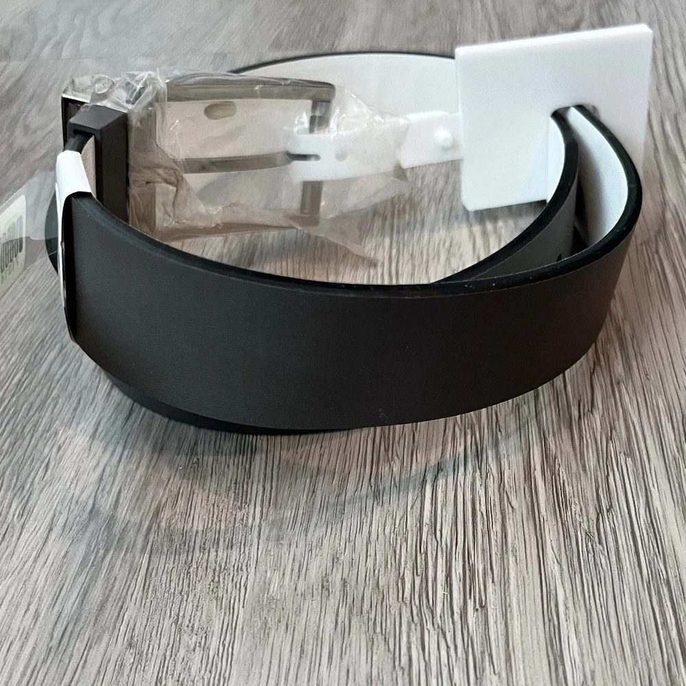 (NWD) Calvin Klein Big Boys Reversible Leather Belt Gray/White Size S (22-24)